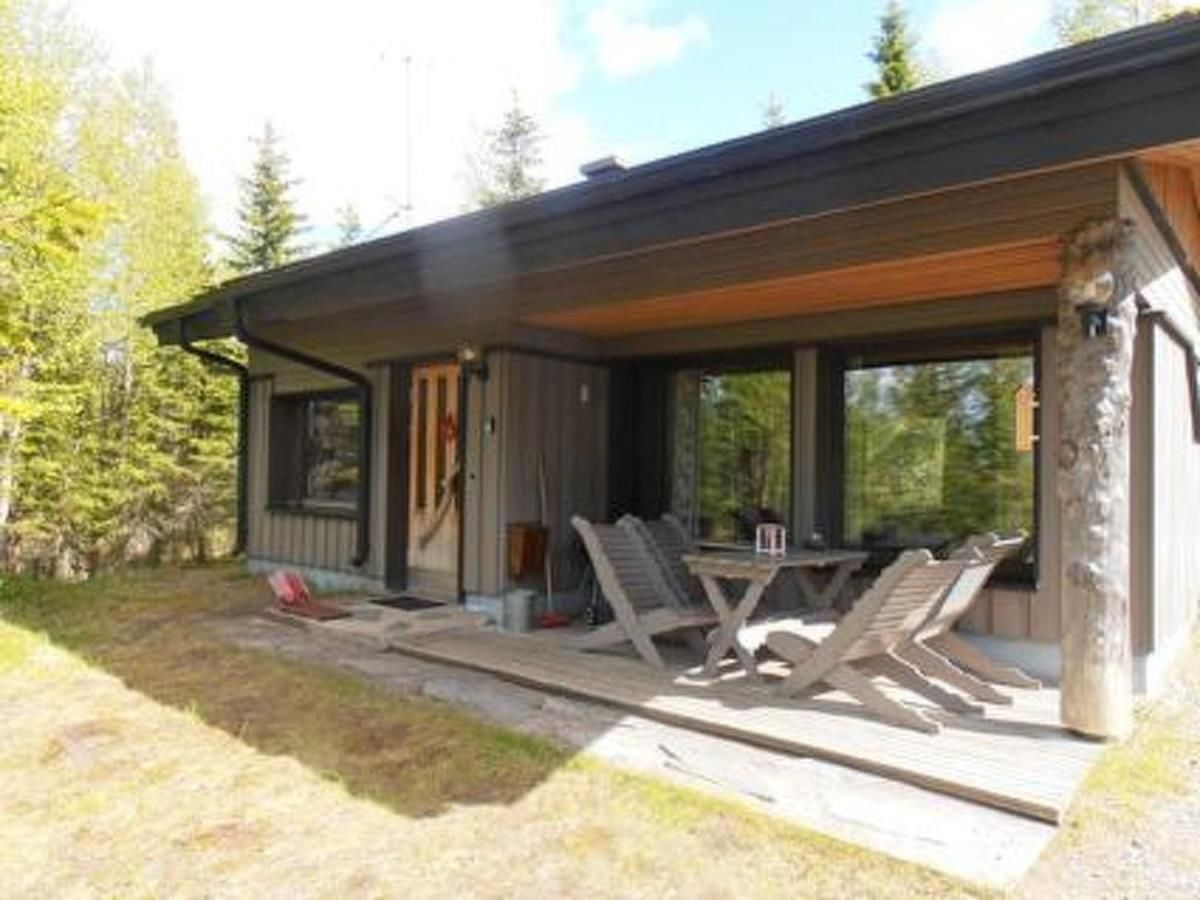 Дома для отпуска Holiday Home Mustalampi 4 kyyhkynen Рука-7