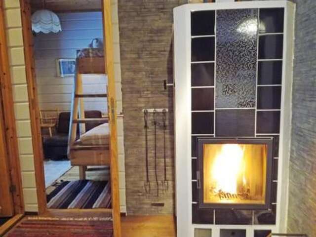 Дома для отпуска Holiday Home Mustalampi 4 kyyhkynen Рука-31