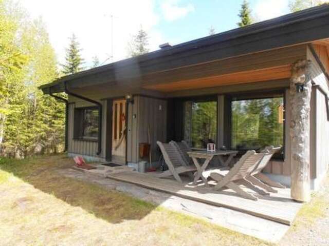 Дома для отпуска Holiday Home Mustalampi 4 kyyhkynen Рука-35