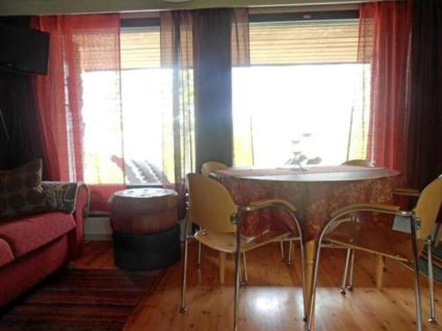 Дома для отпуска Holiday Home Mustalampi 4 kyyhkynen Рука-44